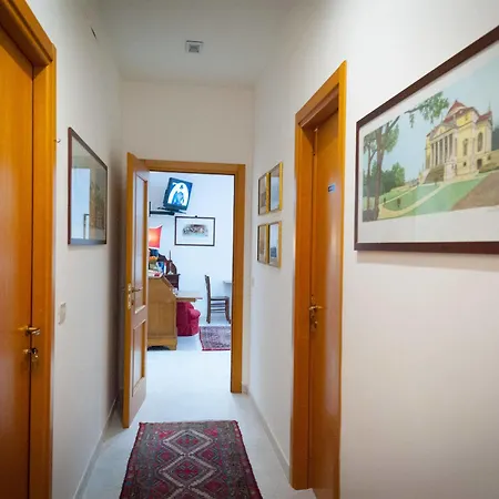 A Casa Di Serena A San Pietro 3* רומא